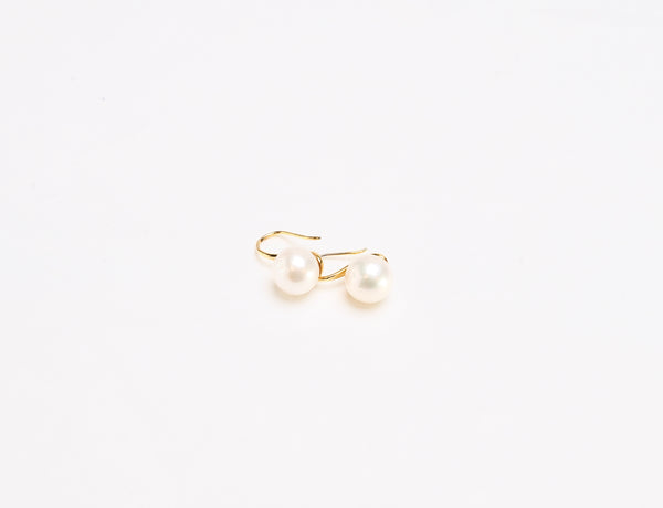 High-heel Earrings：11-12mm AA+high quality freshwater pearls