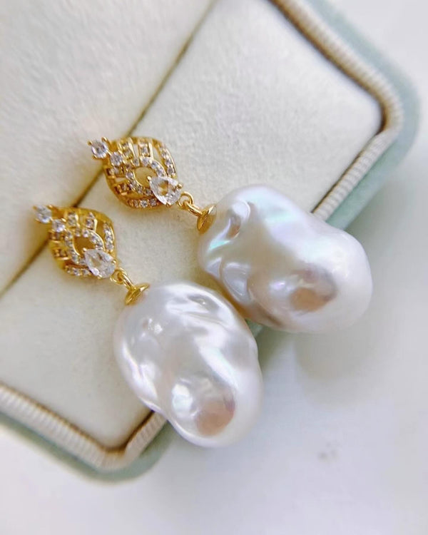 Fruitful: 15-18mm AAA+ High-quality Freshwater Baroque Pearl Earrings